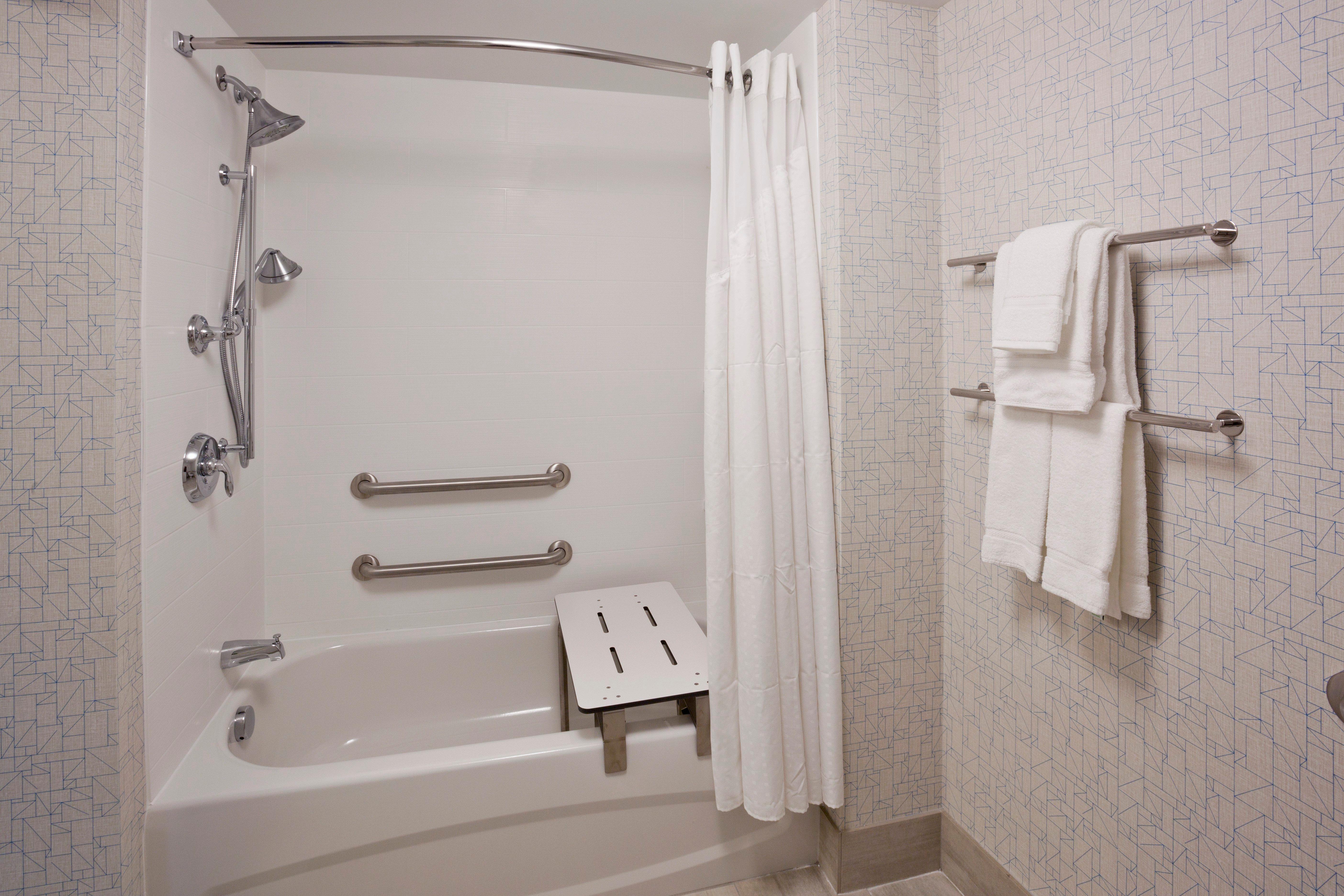 Holiday Inn Express Roseville-St. Paul By Ihg Exterior foto