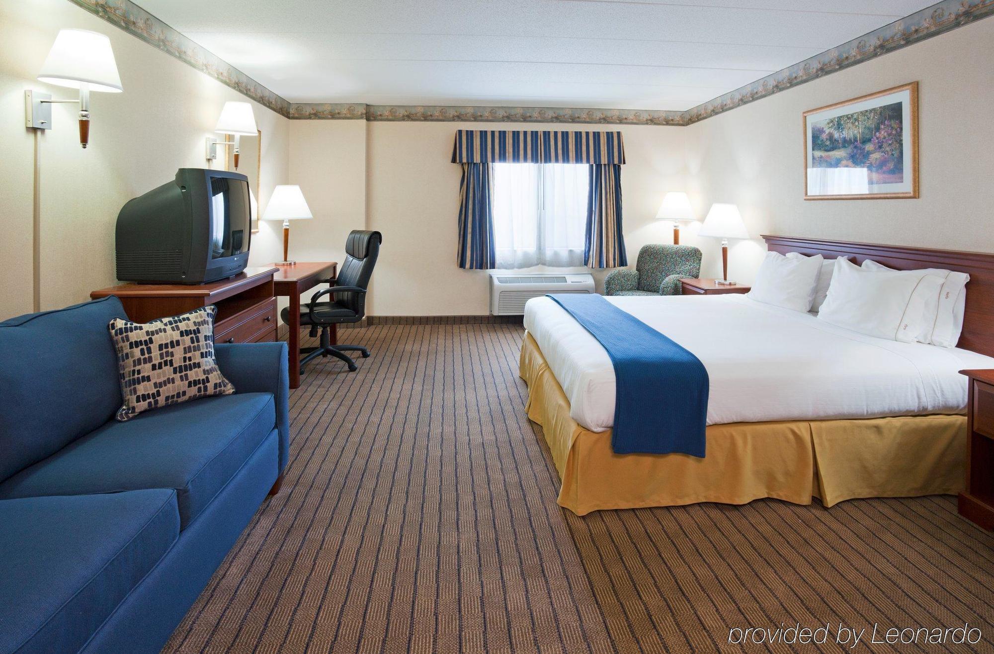 Holiday Inn Express Roseville-St. Paul By Ihg Exterior foto