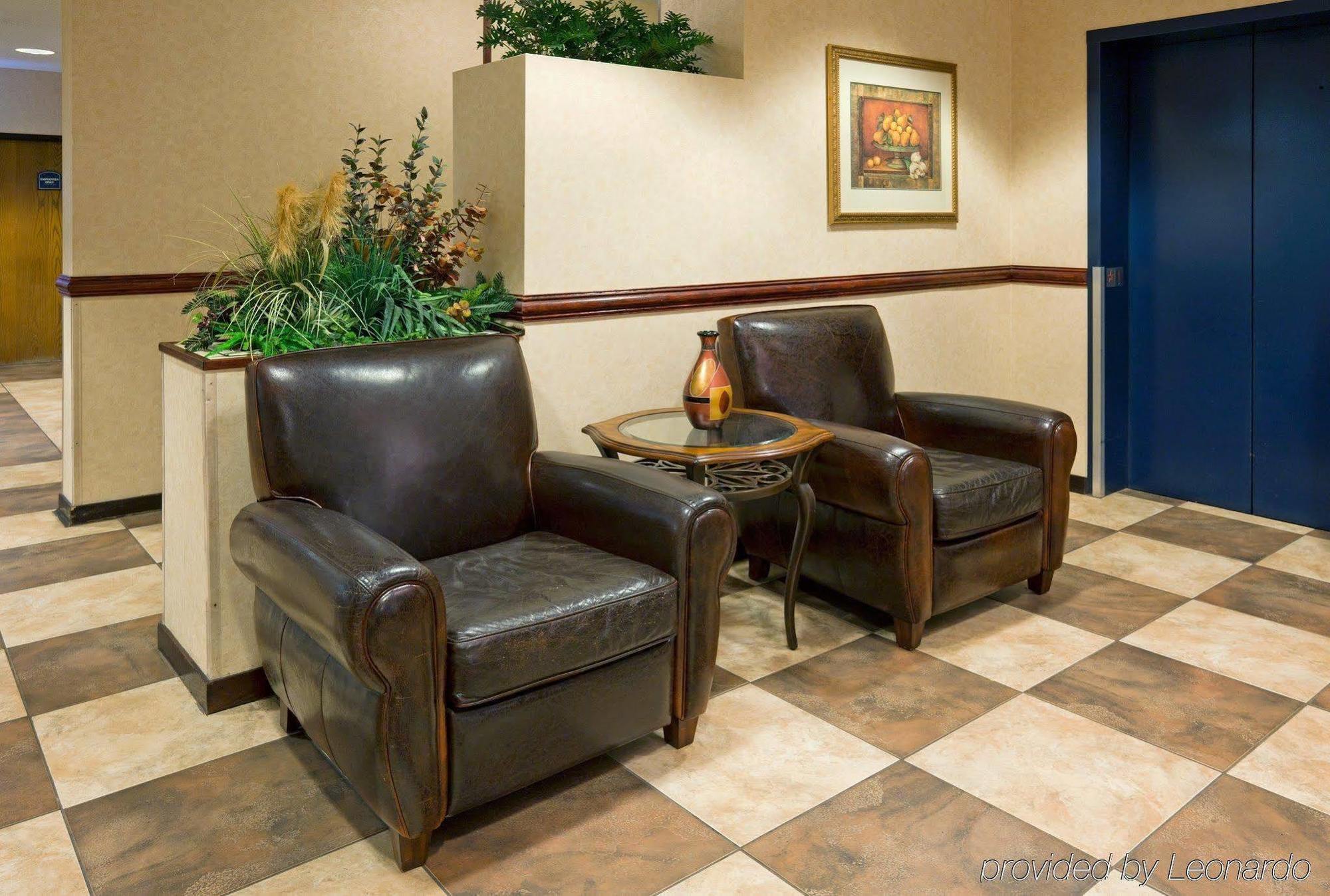 Holiday Inn Express Roseville-St. Paul By Ihg Exterior foto